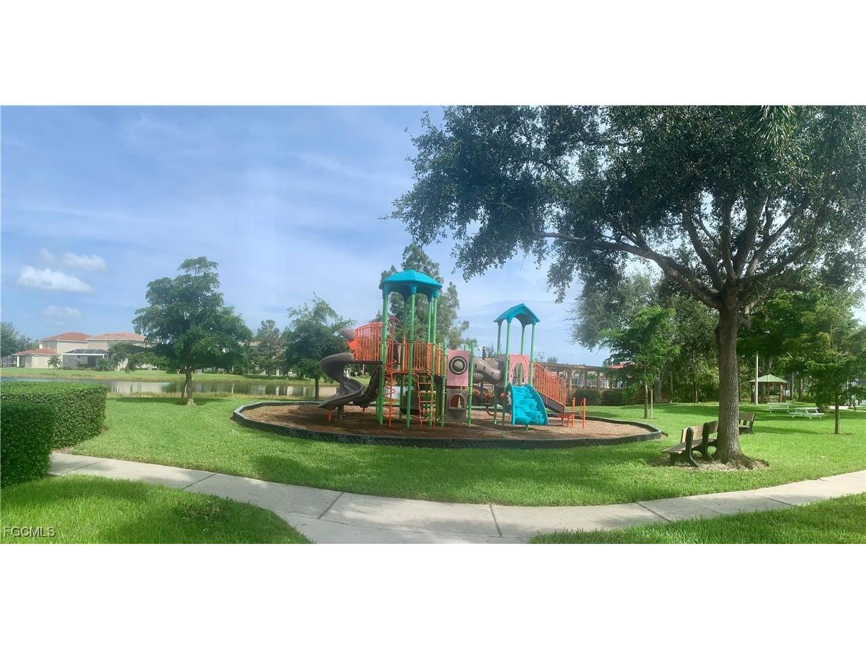 15279 Laguna Hills Drive Fort Myers FL 33908 2025023901 image24