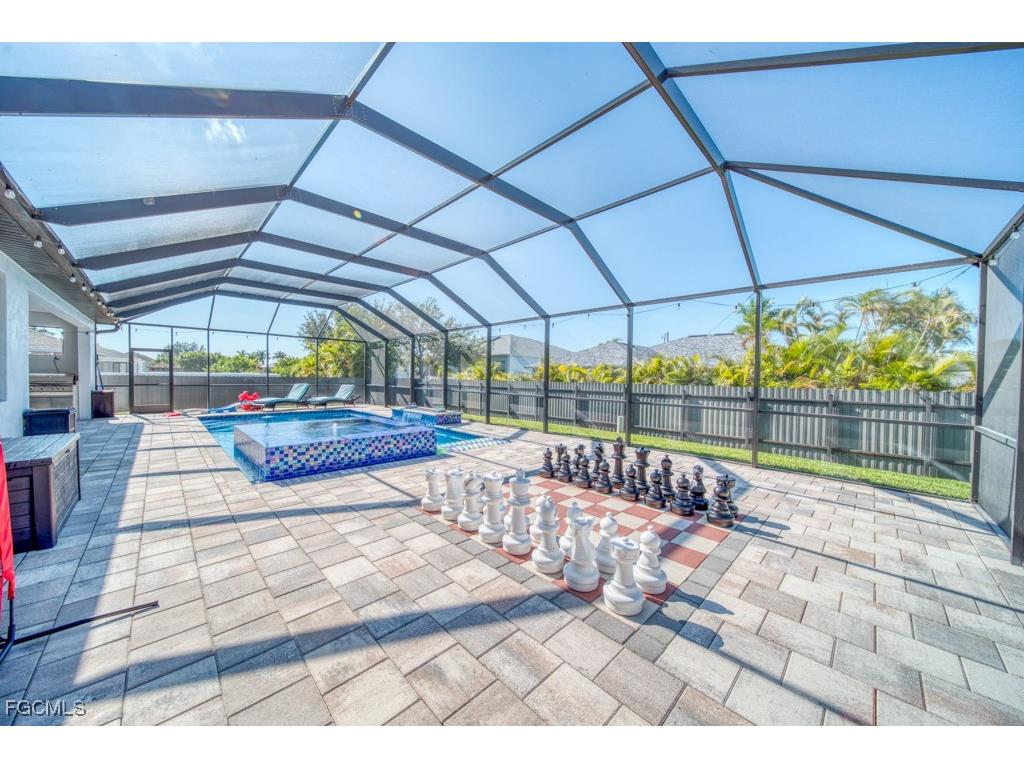 1528 NW 24th Place Cape Coral FL 33993 2025023524 image40