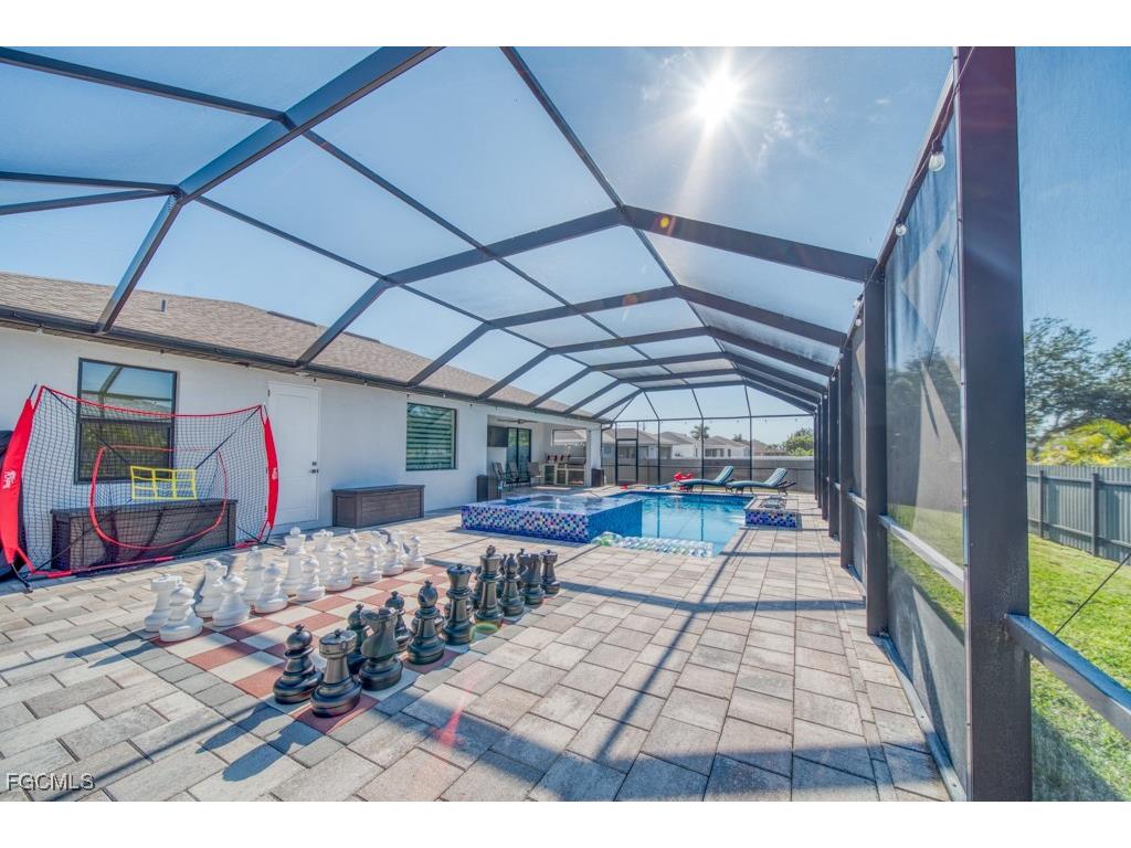 1528 NW 24th Place Cape Coral FL 33993 2025023524 image42