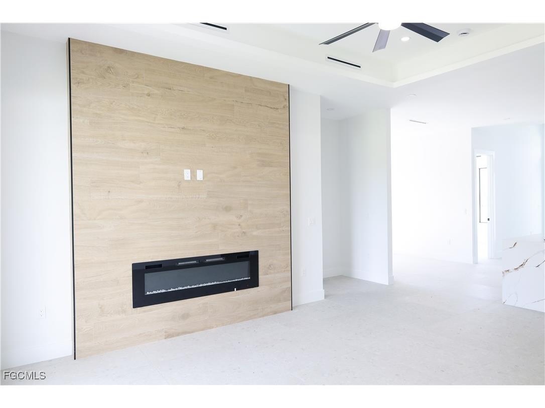 1528 NW 37th Avenue Cape Coral FL 33993 2025008715 image5