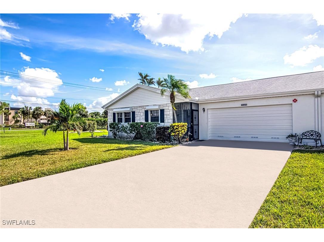 1528 Palm Woode Drive Fort Myers FL 33919 224085239 image1