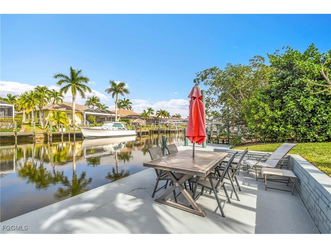 1529 SW 52nd Terrace Cape Coral FL 33914 2025023884 image32