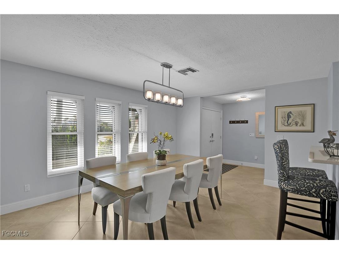 1529 SW 52nd Terrace Cape Coral FL 33914 2025023884 image5