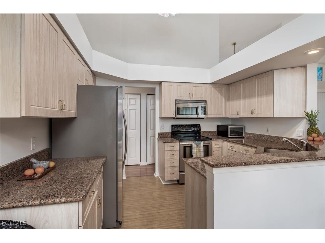 15298 Cricket Lane Fort Myers FL 33919 2025019693 image17