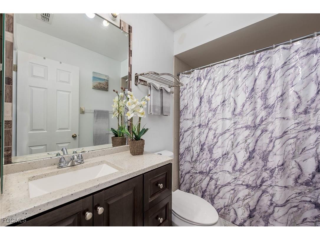 15298 Cricket Lane Fort Myers FL 33919 2025019693 image27