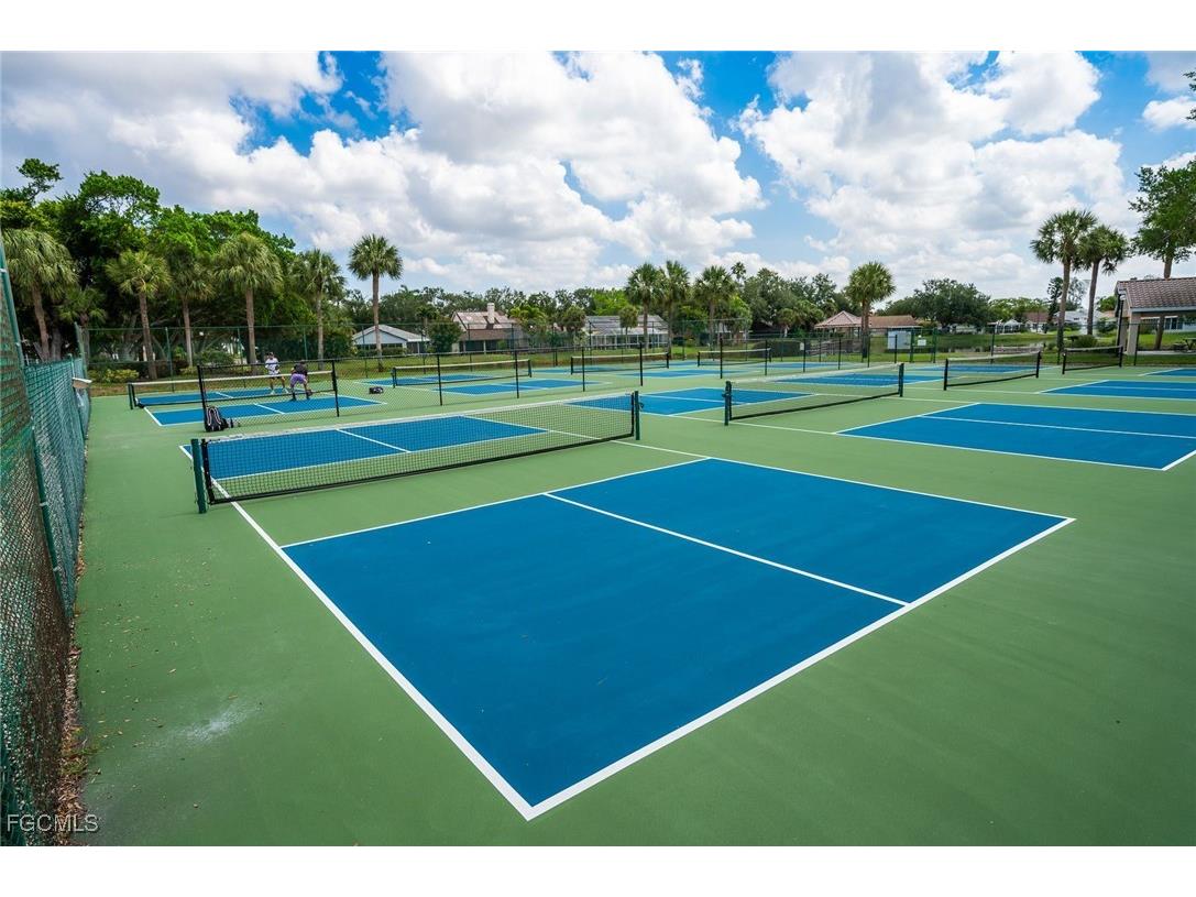 15298 Cricket Lane Fort Myers FL 33919 2025019693 image36