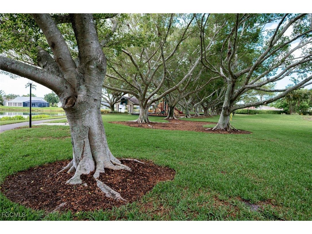 15298 Cricket Lane Fort Myers FL 33919 2025019693 image40