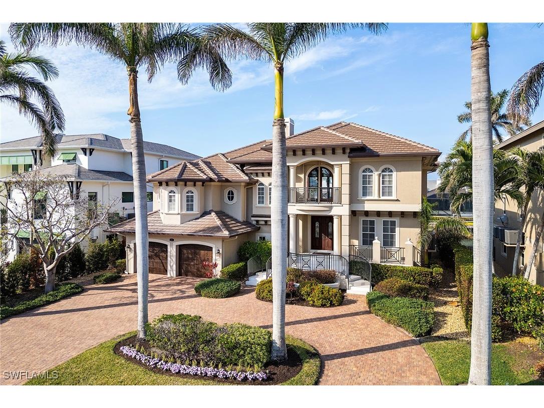 153 Egret Avenue Naples FL 34108 225014394 image1