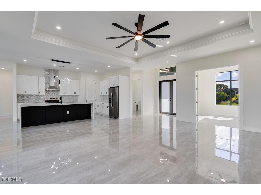 153 SE 21st Street Cape Coral FL 33990 2025024840 image3