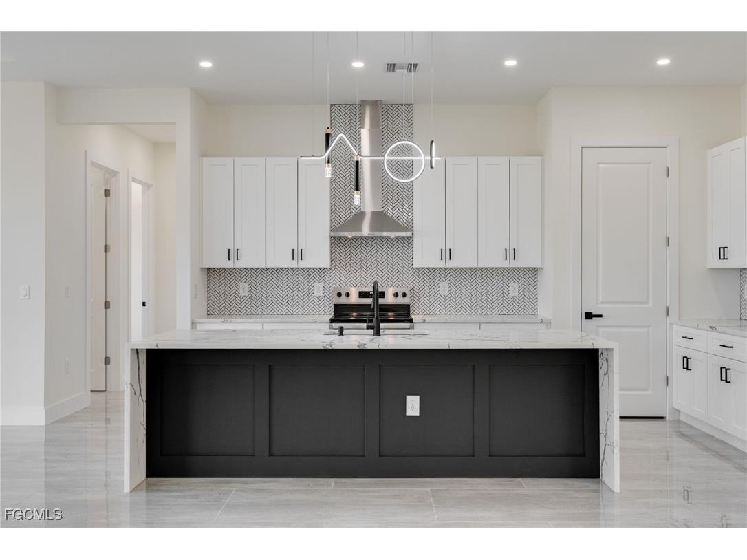 153 SE 21st Street Cape Coral FL 33990 2025024840 image6