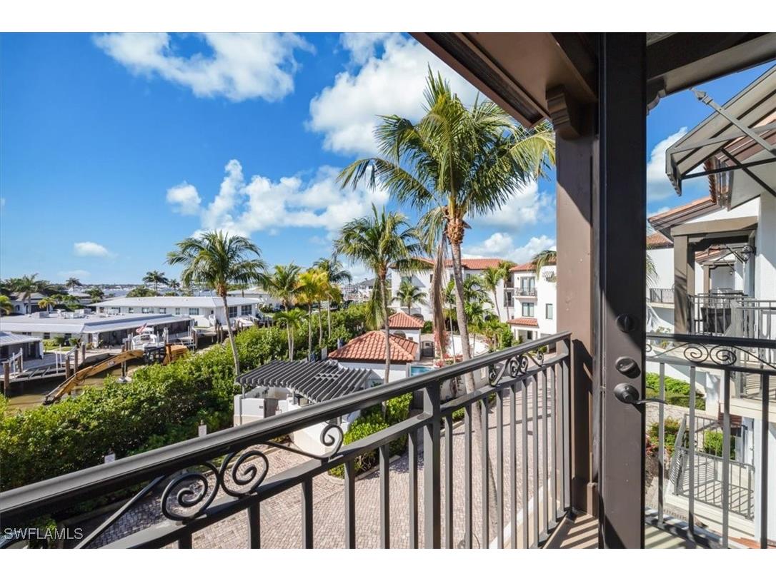 1530 5th Avenue S #208C Naples FL 34102 225024500 image24