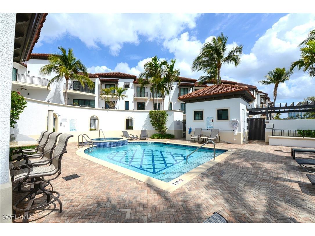 1530 5th Avenue S #208C Naples FL 34102 225024500 image36