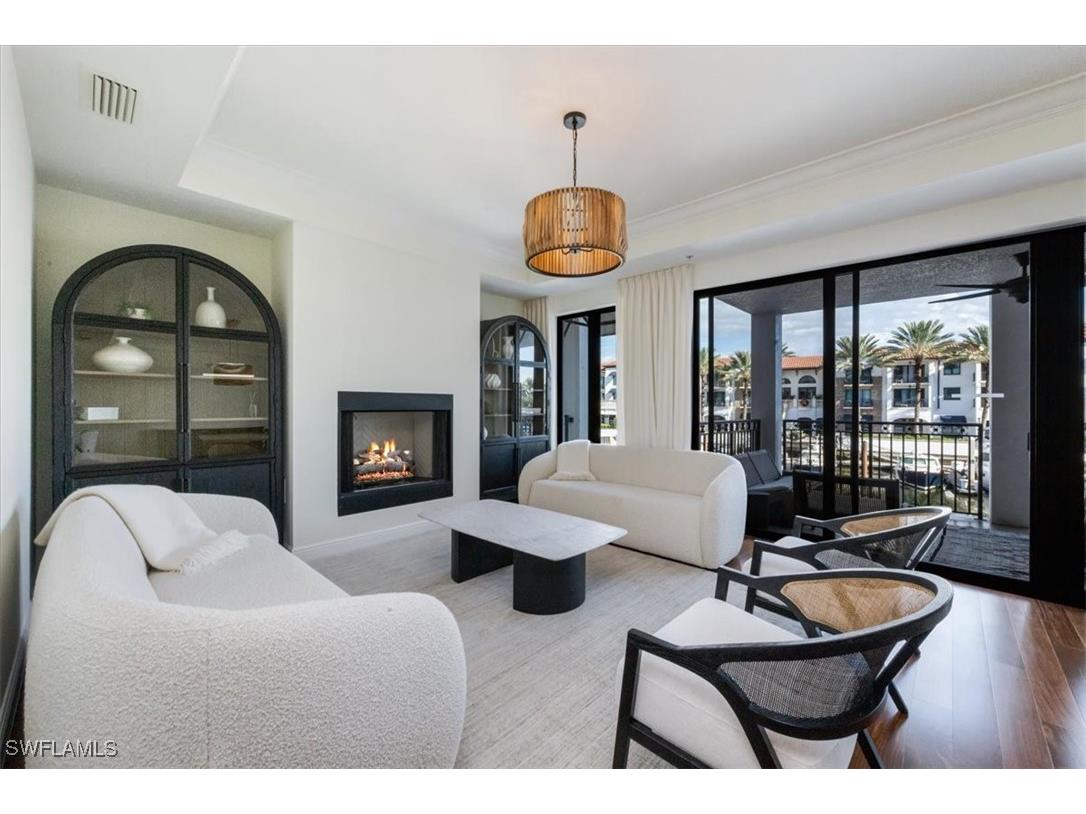 1530 5th Avenue S #208C Naples FL 34102 225024500 image5