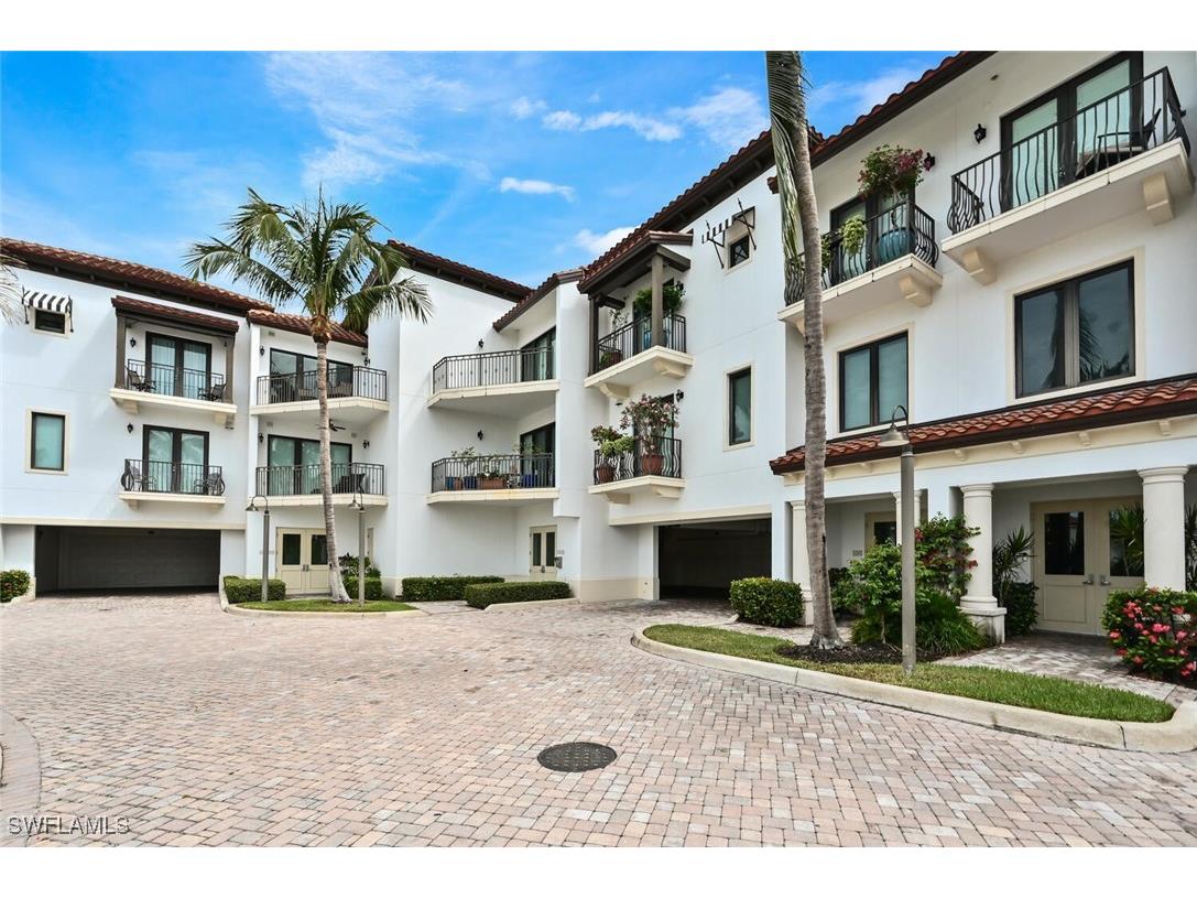1530 5th Avenue S #C311 Naples FL 34102 225082492 image47