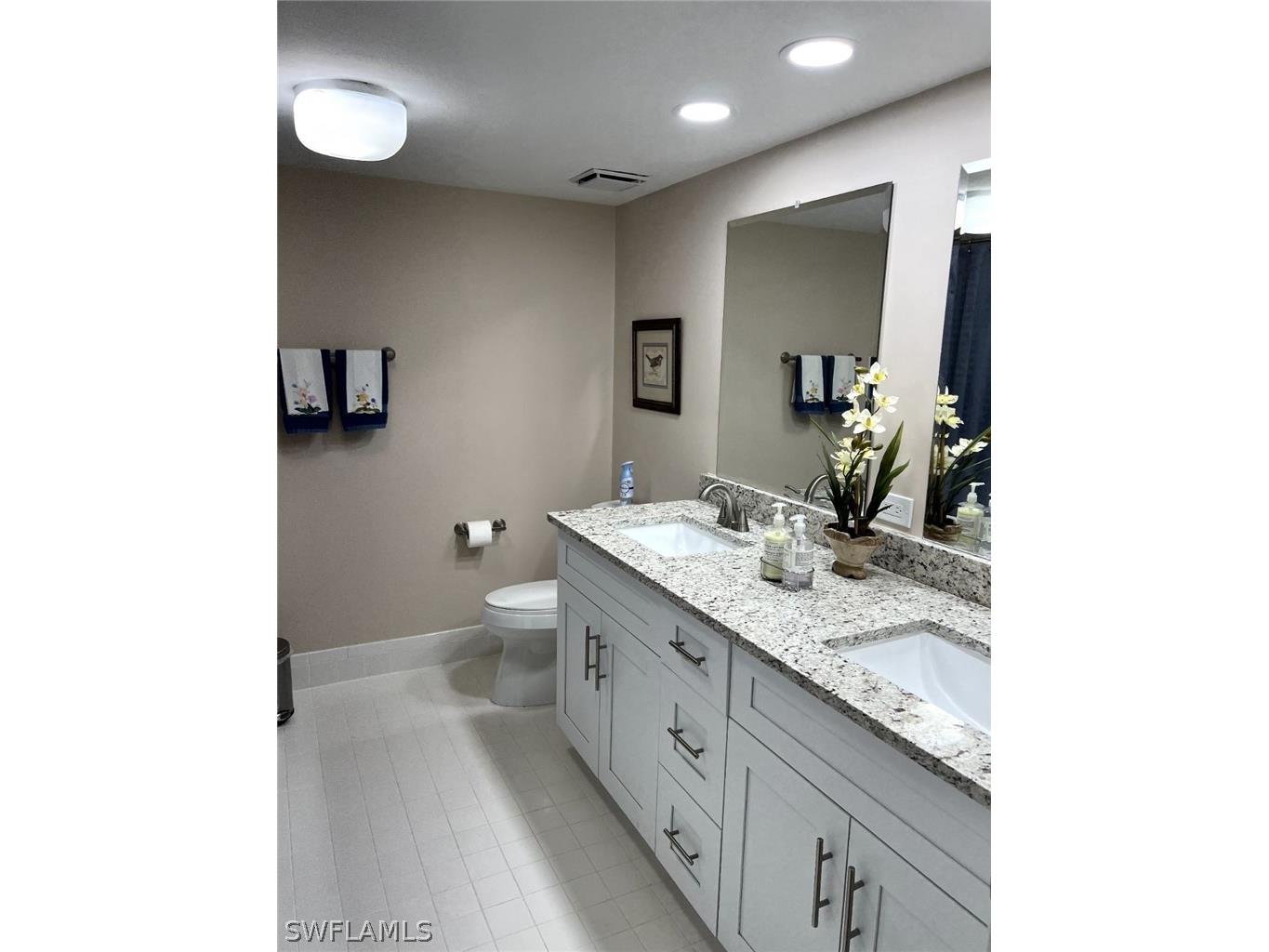 1530 Imperial Golf Course Boulevard #321 Naples FL 34110 226012282 image14