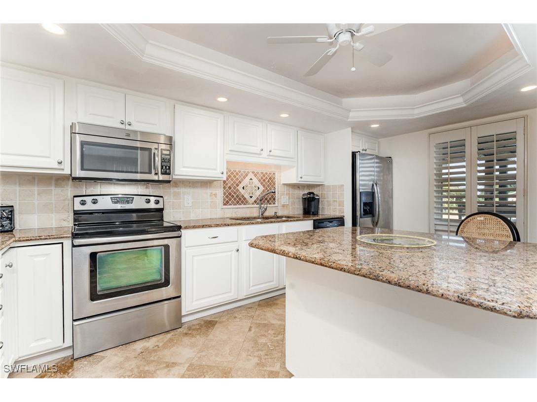 1530 Imperial Golf Course Boulevard #322 Naples FL 34110 225083132 image10