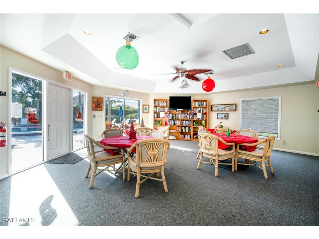 1530 Imperial Golf Course Boulevard #322 Naples FL 34110 225083132 image21