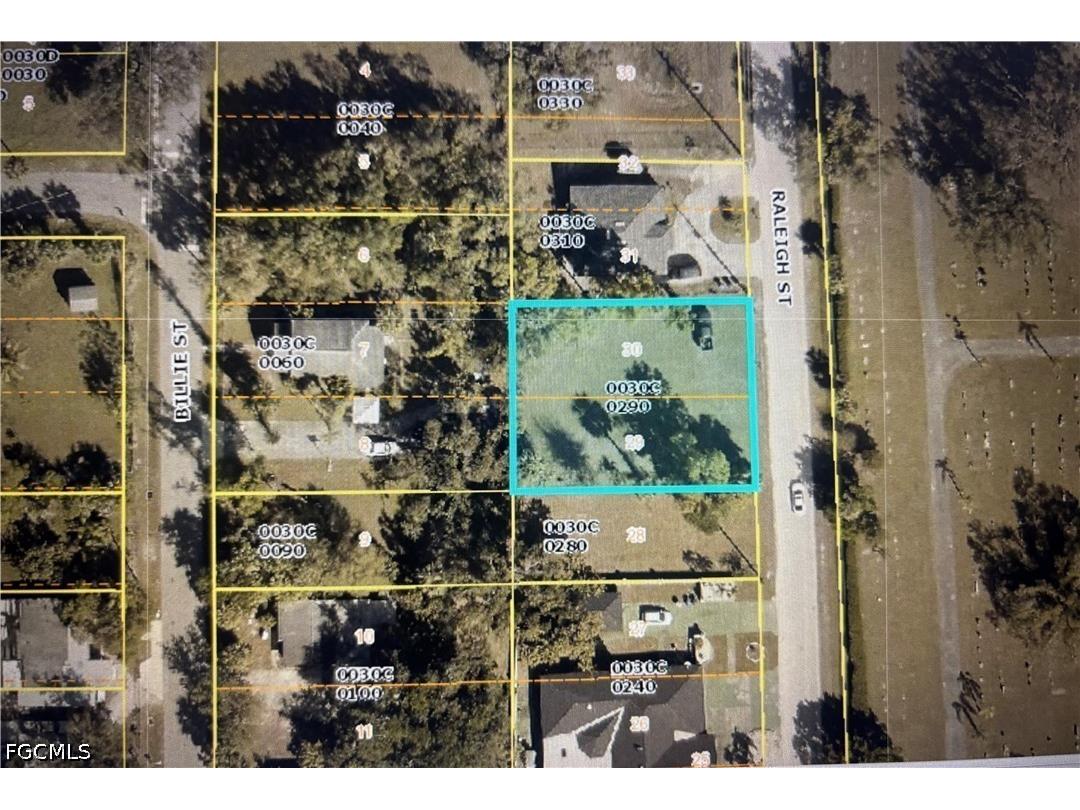 1530 Raleigh Street Fort Myers FL 33916 2026024585 image1