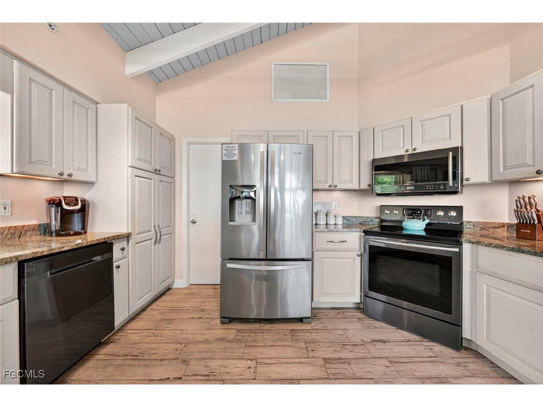 15301 Captiva Drive Captiva FL 33924 2025015074 image13