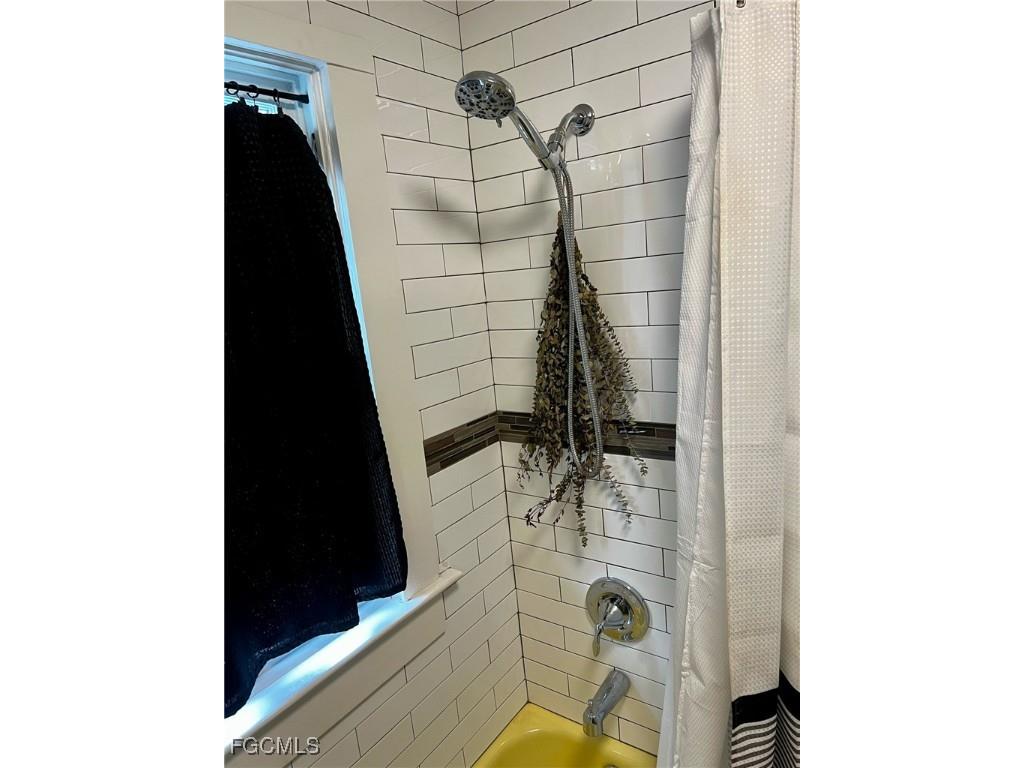 1531/1533 Hough Street Fort Myers FL 33901 2025006529 image12