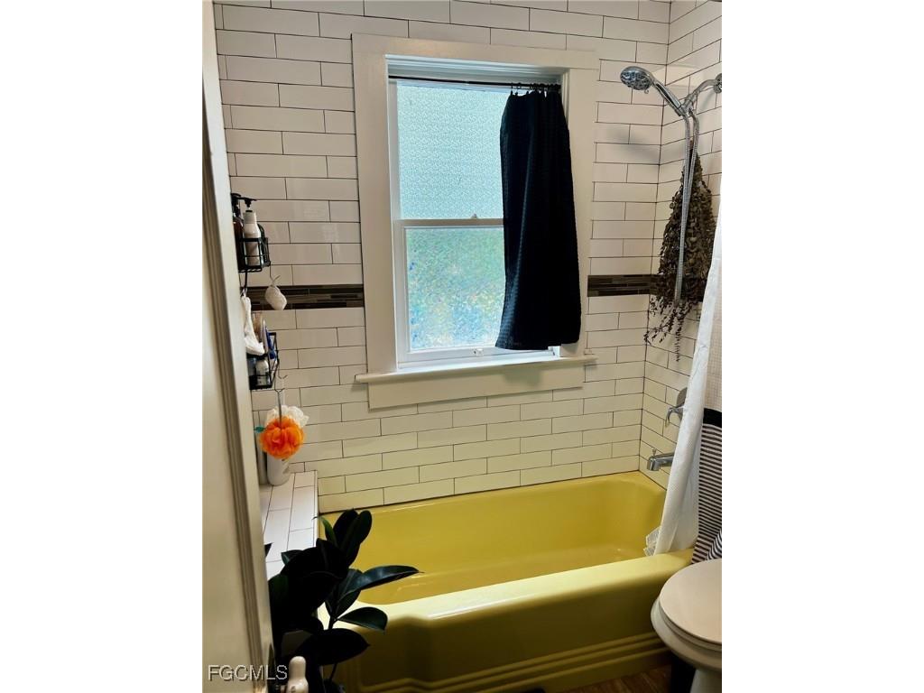 1531/1533 Hough Street Fort Myers FL 33901 2025006529 image13