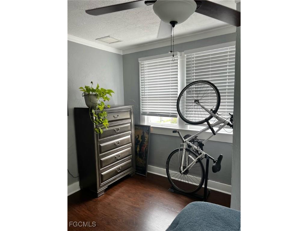 1531/1533 Hough Street Fort Myers FL 33901 2025006529 image19