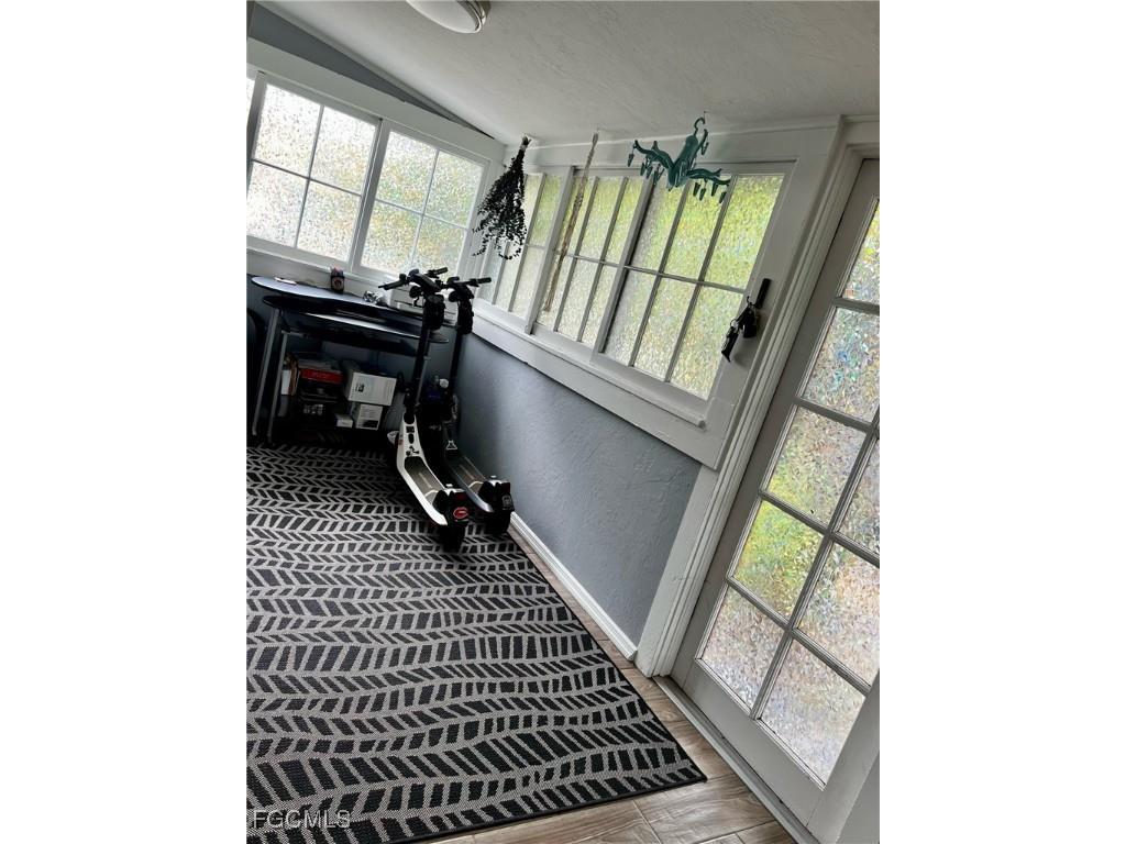 1531/1533 Hough Street Fort Myers FL 33901 2025006529 image21