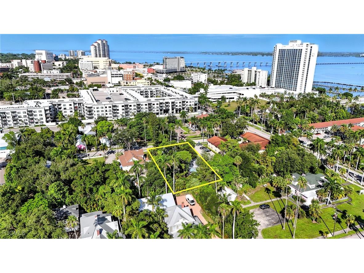 1531/1533 Hough Street Fort Myers FL 33901 2025006529 image6