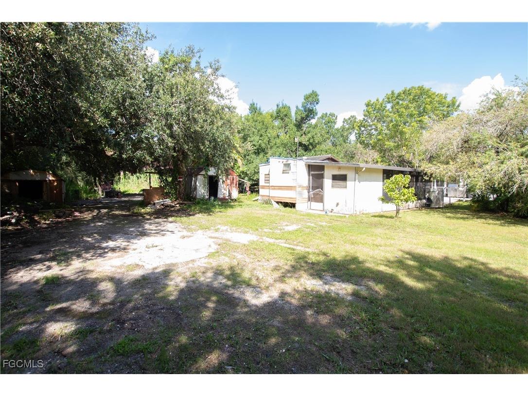 1531 Brewer Road North Fort Myers FL 33917 2025002443 image21
