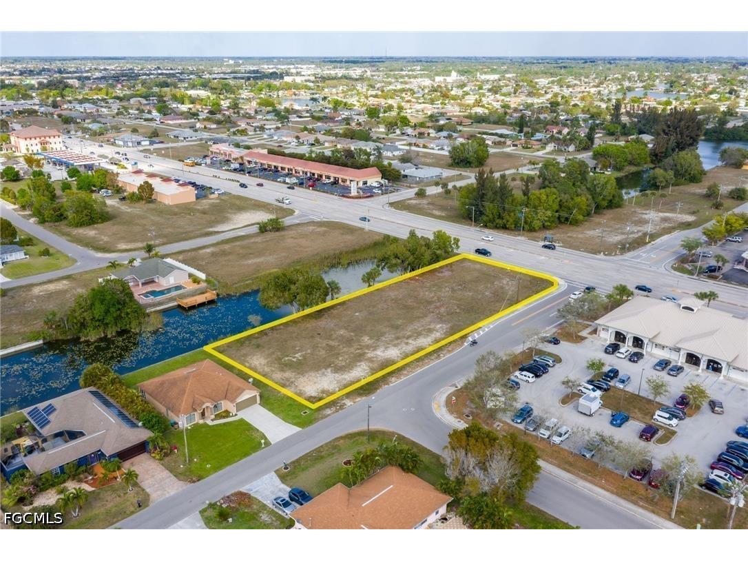 1531 NE 2nd Street Cape Coral FL 33909 2026017116 image1