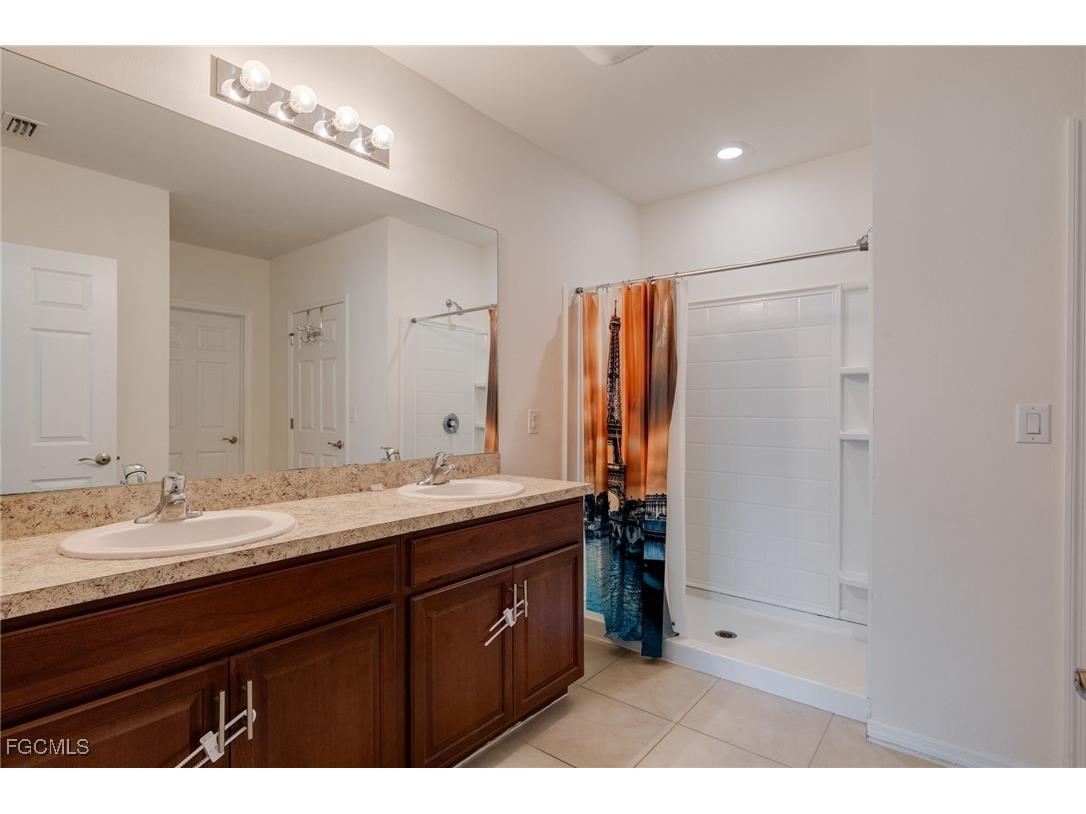 1531 NW 22nd Avenue Cape Coral FL 33993 2025016943 image16