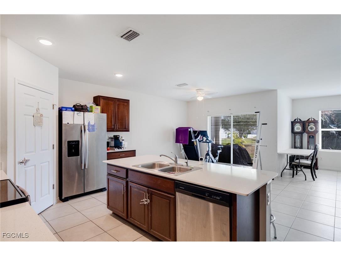 1531 NW 22nd Avenue Cape Coral FL 33993 2025016943 image4