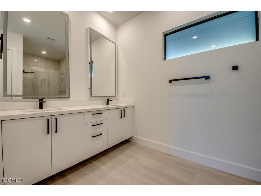 1531 NW 40th Place Cape Coral FL 33993 2025015130 image26