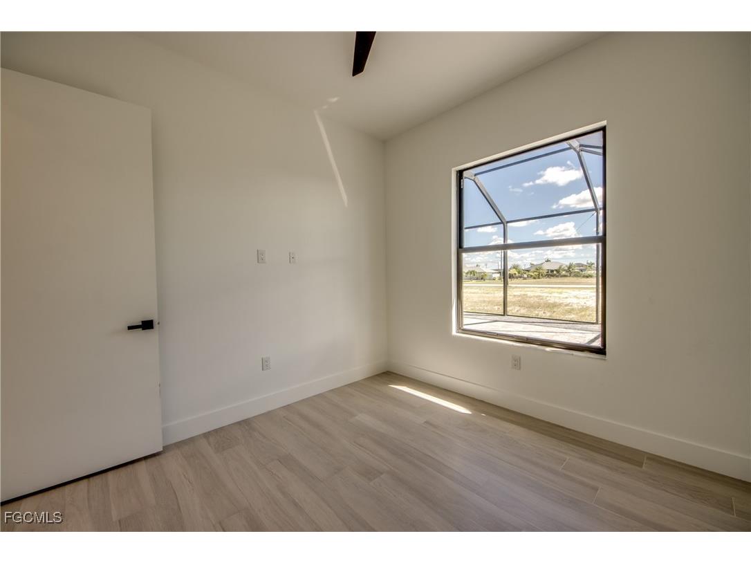 1531 NW 40th Place Cape Coral FL 33993 2025015130 image35