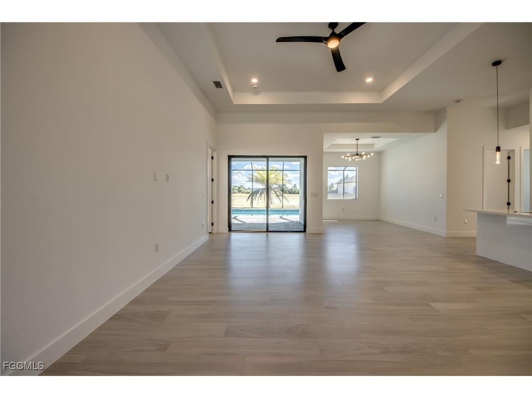 1531 NW 40th Place Cape Coral FL 33993 2025015130 image4