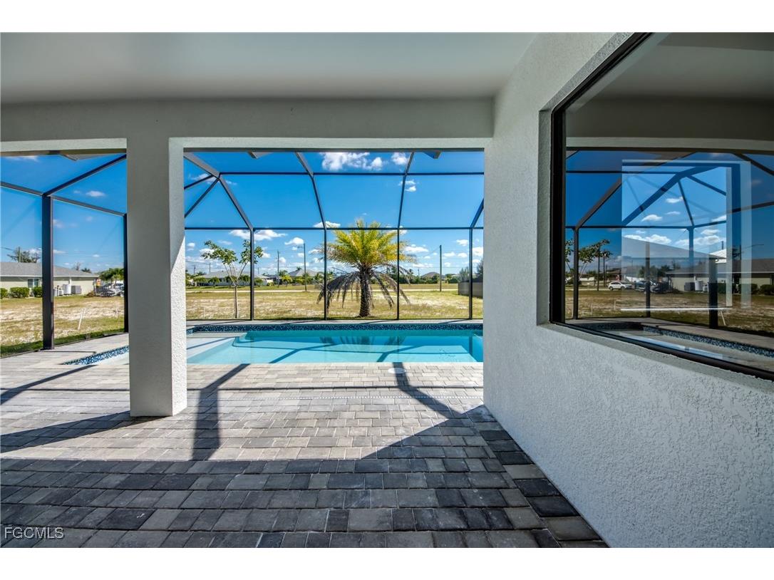 1531 NW 40th Place Cape Coral FL 33993 2025015130 image41