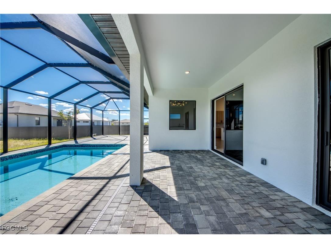 1531 NW 40th Place Cape Coral FL 33993 2025015130 image47