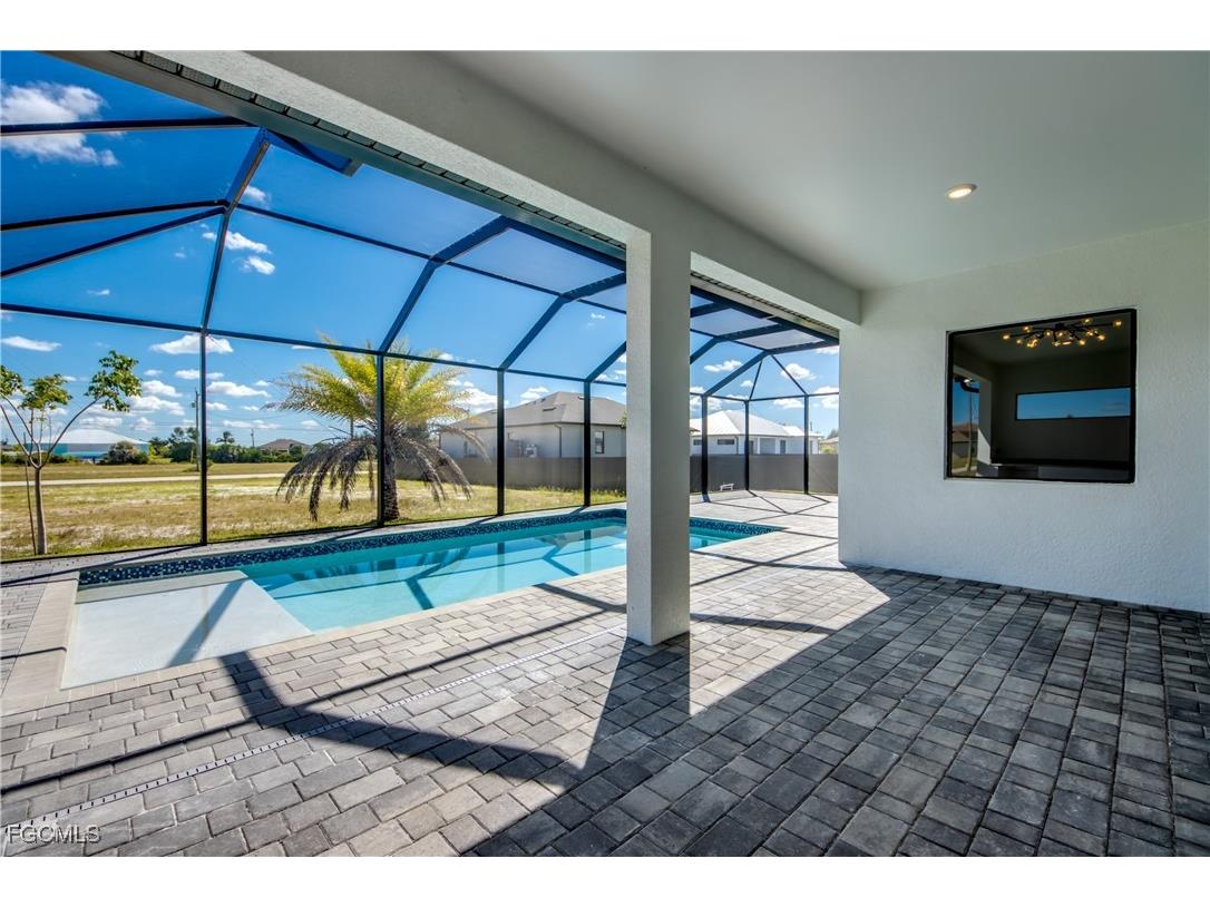 1531 NW 40th Place Cape Coral FL 33993 2025015130 image48