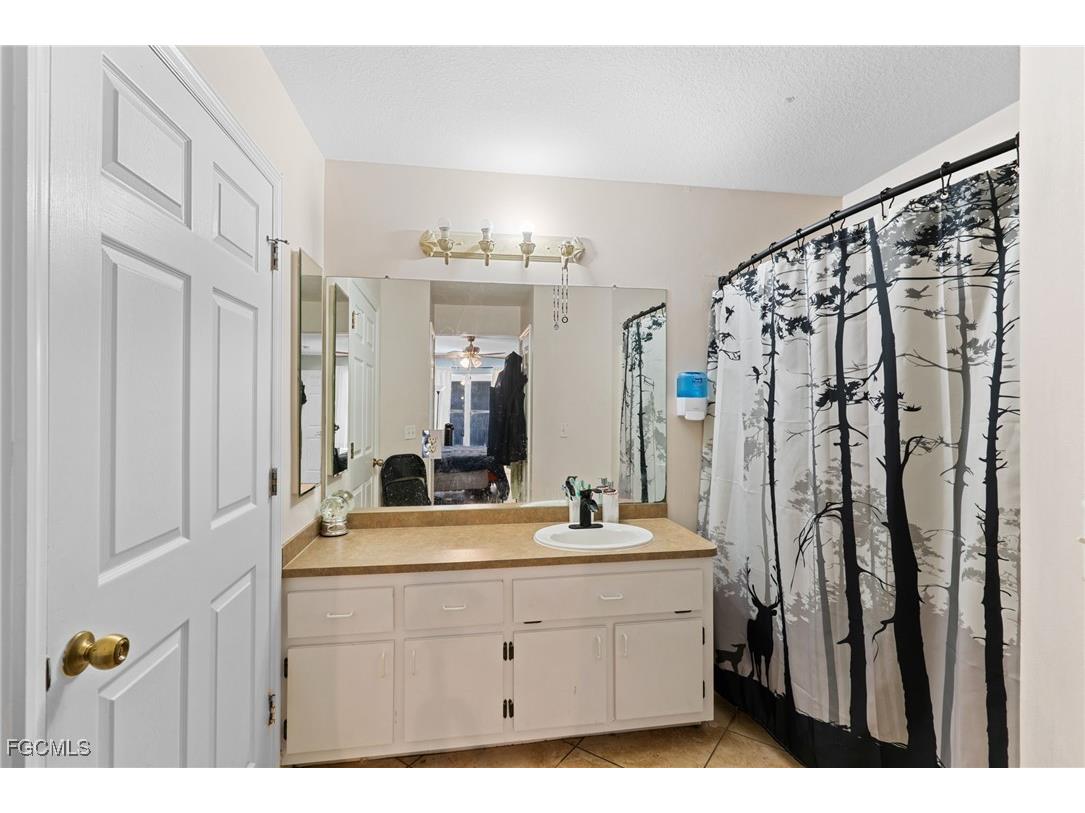 1532 NE 34th Lane Cape Coral FL 33909 2026003408 image13