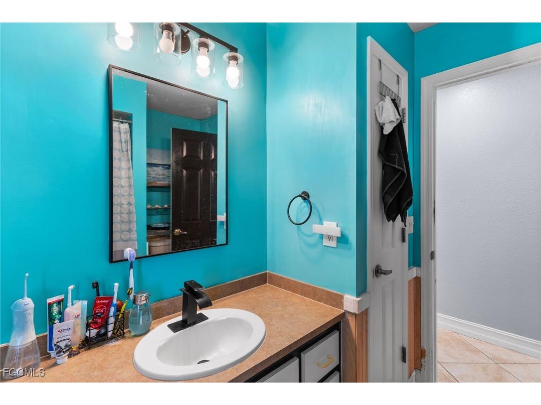 1532 NE 34th Lane Cape Coral FL 33909 2026003408 image16