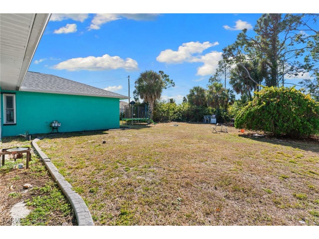 1532 NE 34th Lane Cape Coral FL 33909 2026003408 image24