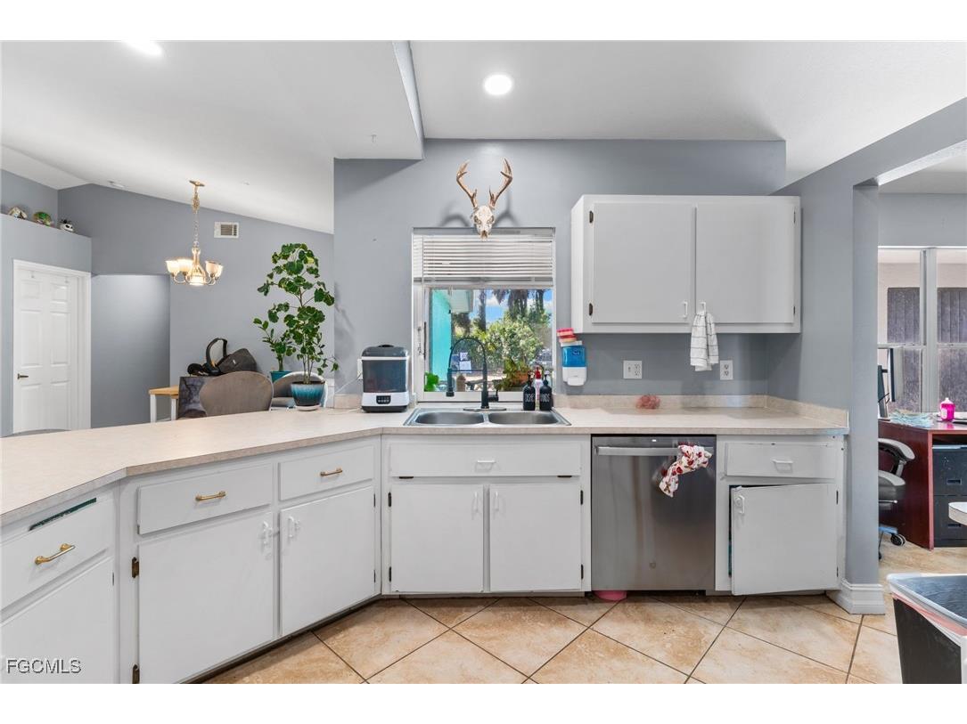 1532 NE 34th Lane Cape Coral FL 33909 2026003408 image8
