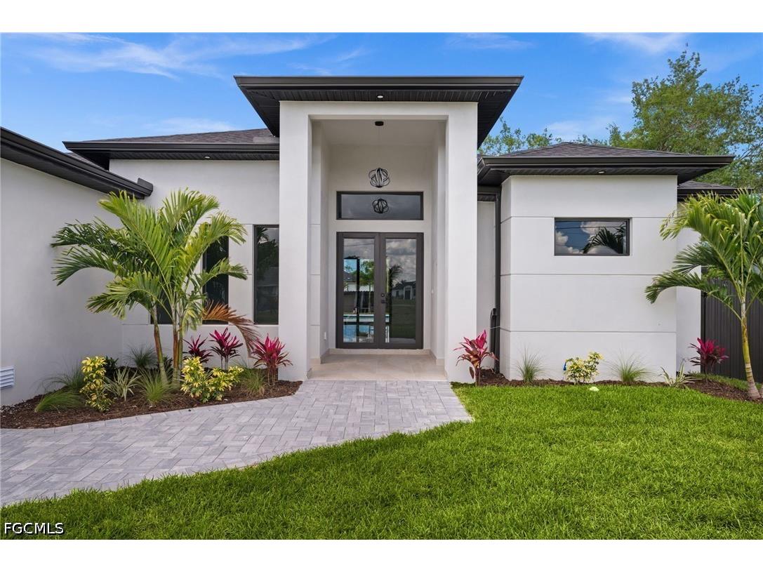 1532 NW 24th Place Cape Coral FL 33993 2026018677 image1
