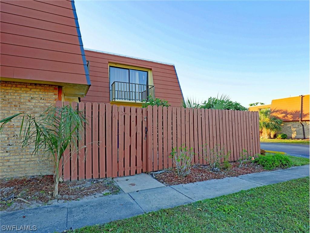 1532 Park Meadows Drive #4 Fort Myers FL 33907 223034080 image1