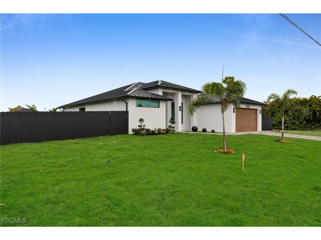 1532 SW 4th Court Cape Coral FL 33991 2026003038 image3