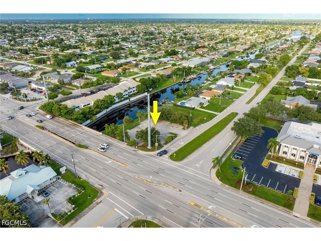 1532 Shelby Parkway Cape Coral FL 33904 2026017660 image17