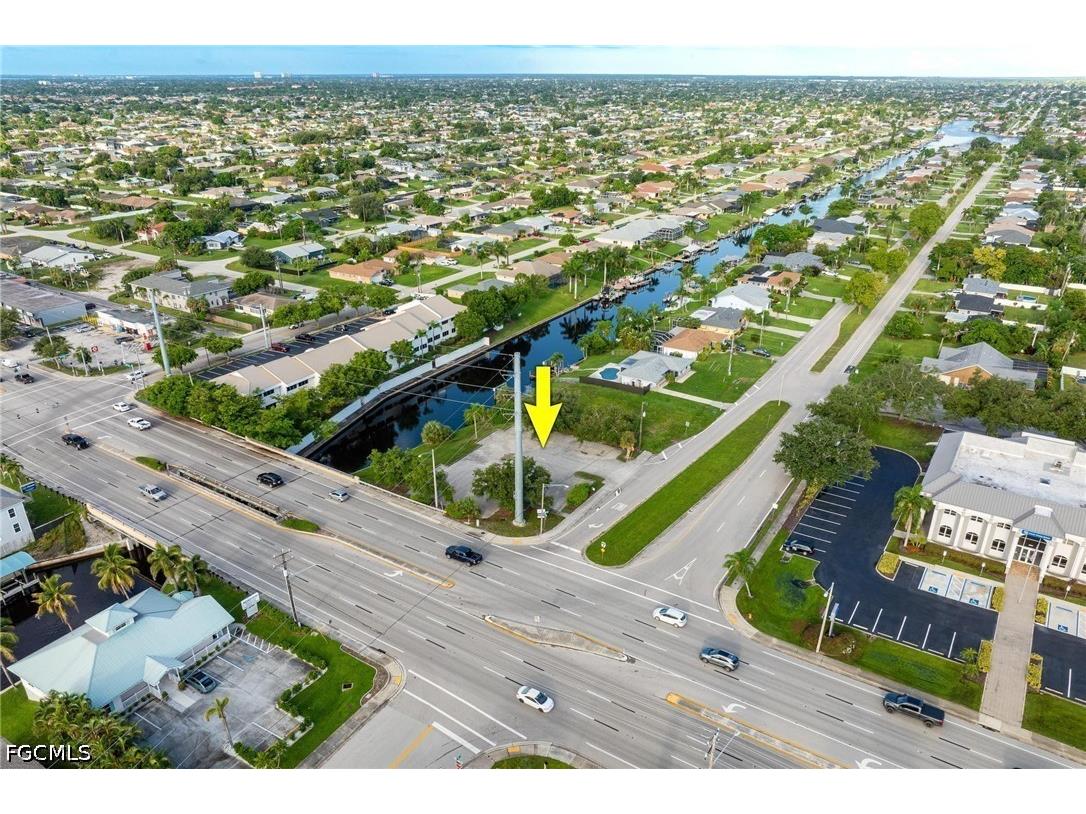 1532 Shelby Parkway Cape Coral FL 33904 2026017660 image5