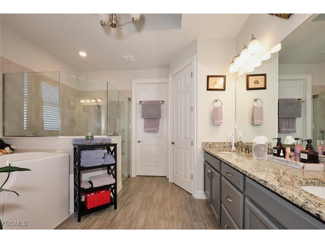 15320 Torino Lane Fort Myers FL 33908 2026002640 image18