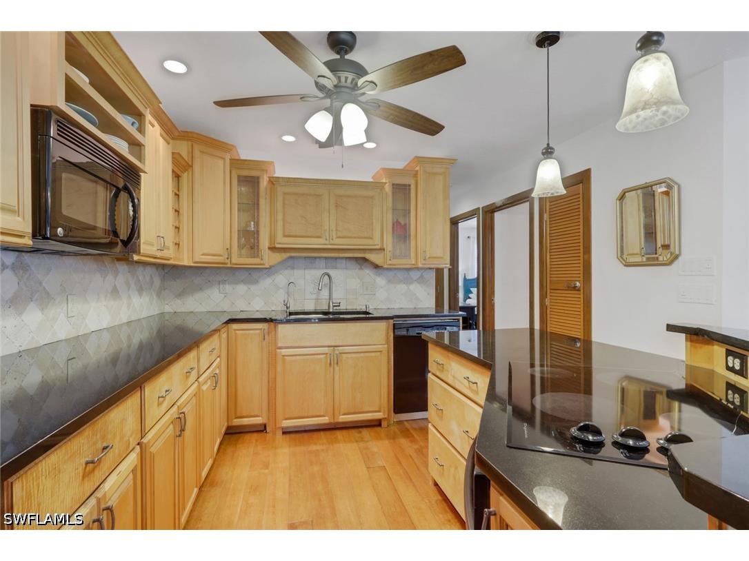 1533 Chesapeake Avenue #A5 Naples FL 34102 226021243 image5
