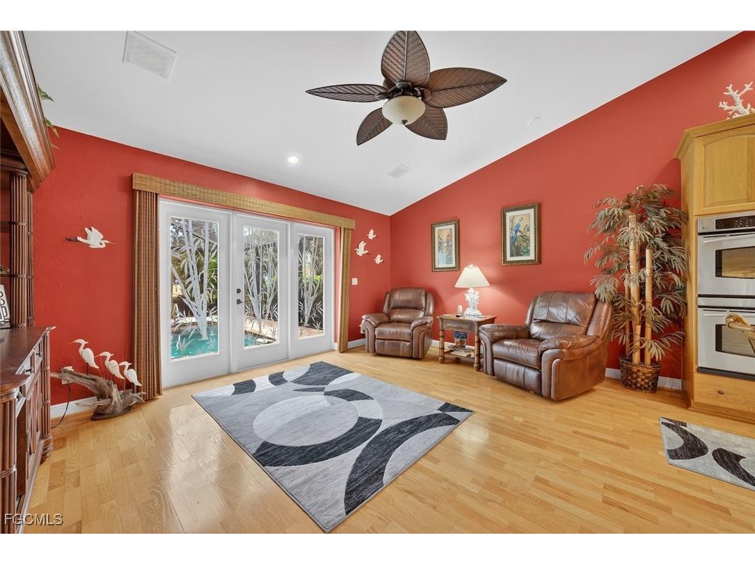 15332 Fiddlesticks Boulevard Fort Myers FL 33912 2025010205 image14